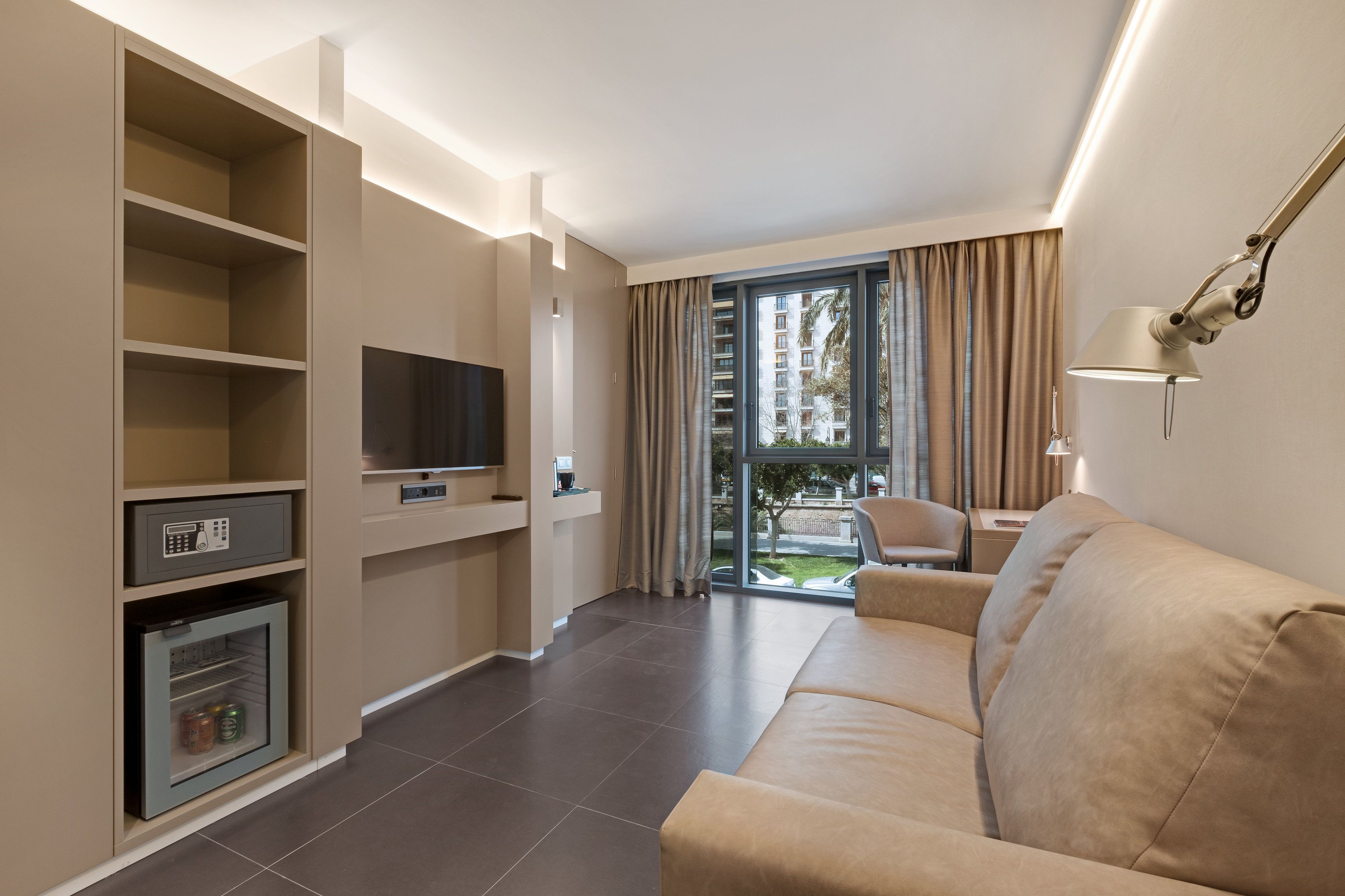 1 bedroom, minibar, in-room safe, desk