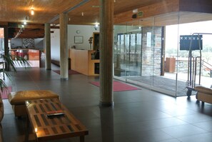 Reception - Hotel 4* Parque de Monfragüe (Torrejon El Rubio)