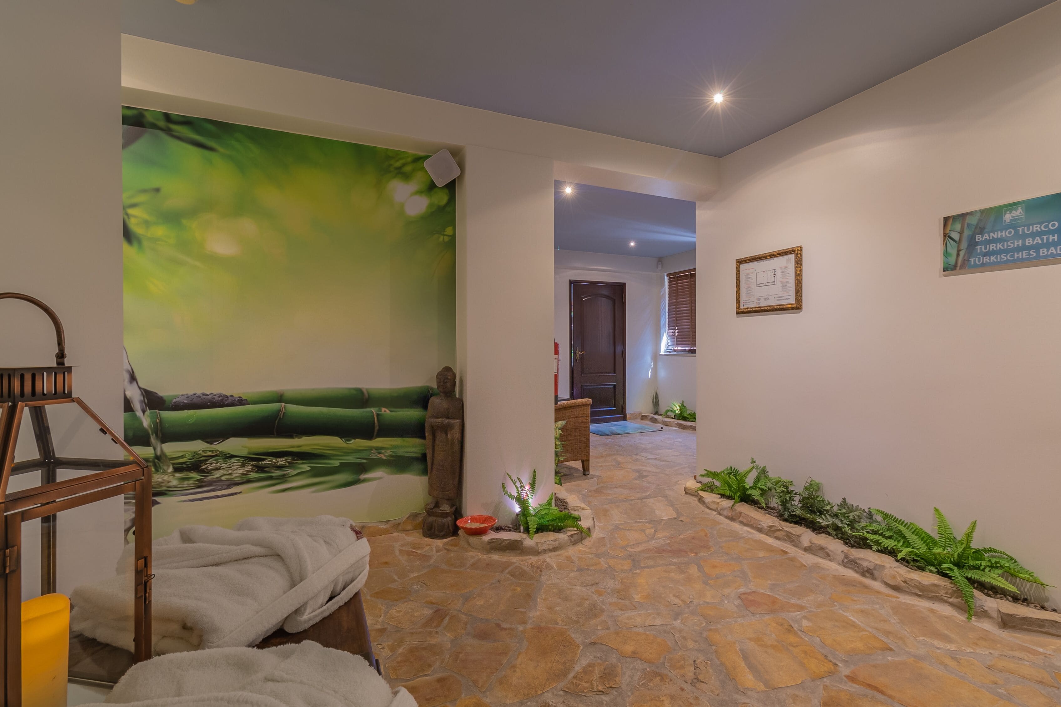 Salas de tratamientos para parejas, sauna, baño turco, masajes 