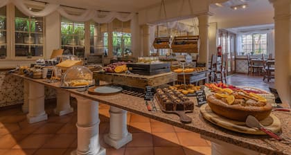 Charming Residence & Guest House Dom Manuel I (Adults only)