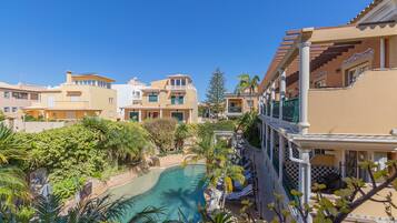 Hypo-allergenic bedding, minibar, in-room safe, individually decorated