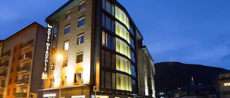 Fachada de la propiedad