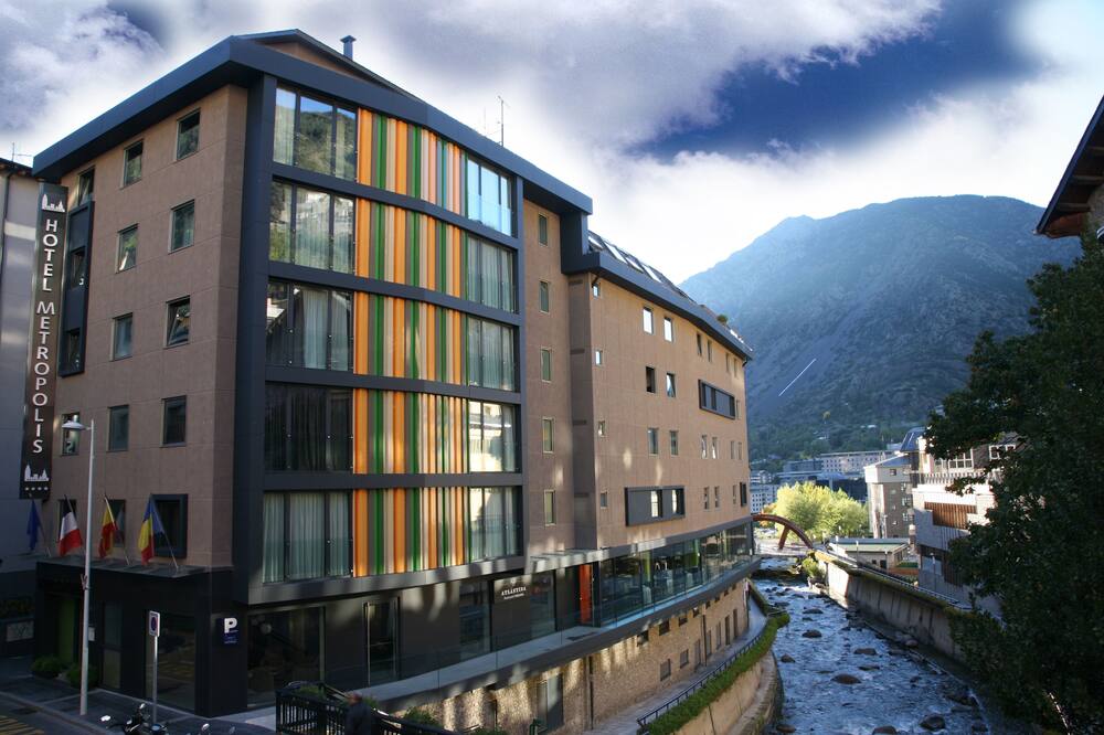 Hotel Metropolis