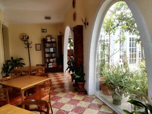 Library - Castillo Lanjarón (Lanjaron)