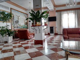 Televisión de 19 pulgadas con canales por cable