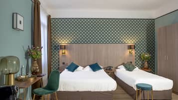 Bureau, rideaux occultants, chambres insonorisées, Wi-Fi gratuit