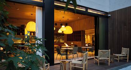Hotel Zenit Conde De Borrell