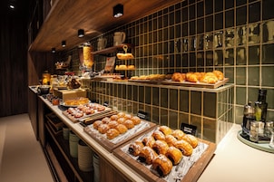 Daily buffet breakfast (EUR 15 per person)