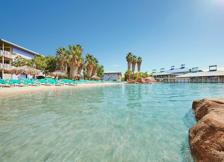 Indoor pool, seasonal outdoor pool, pool umbrellas, sun loungers