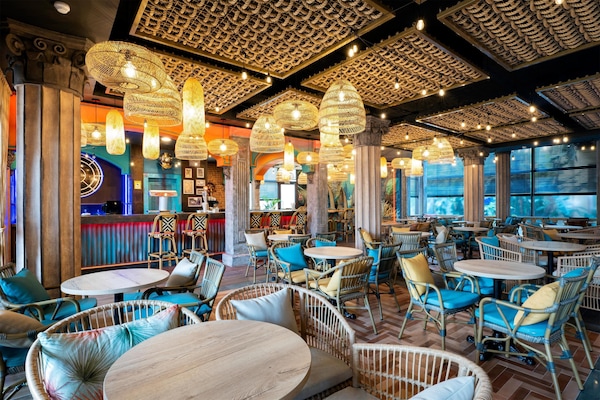 Snack bar
