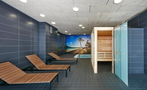 Indoor pool, seasonal outdoor pool, pool umbrellas, sun loungers