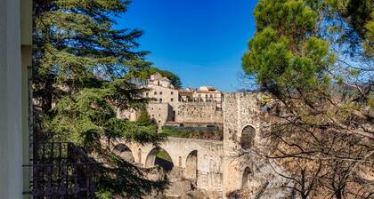 Els Jardins De La Martana
