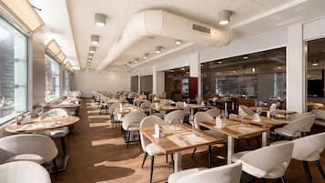 Se sirven desayunos, almuerzos y cenas