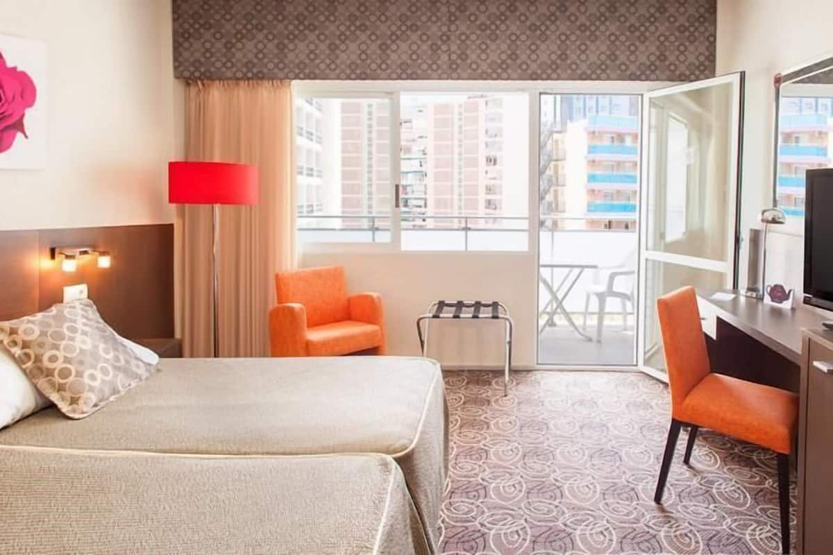 Minibar, in-room safe, desk, blackout drapes