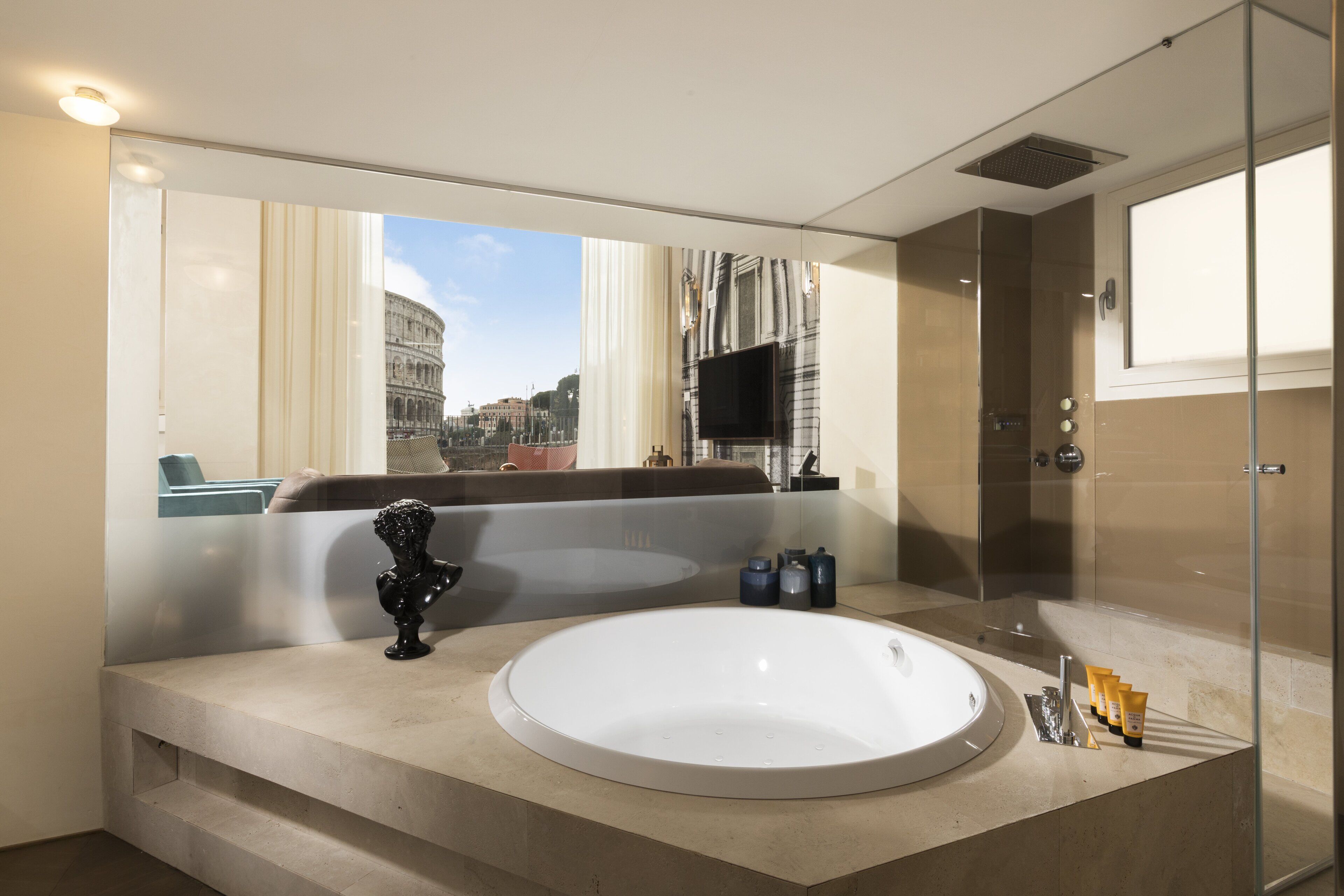 Grand View Colosseo Suite