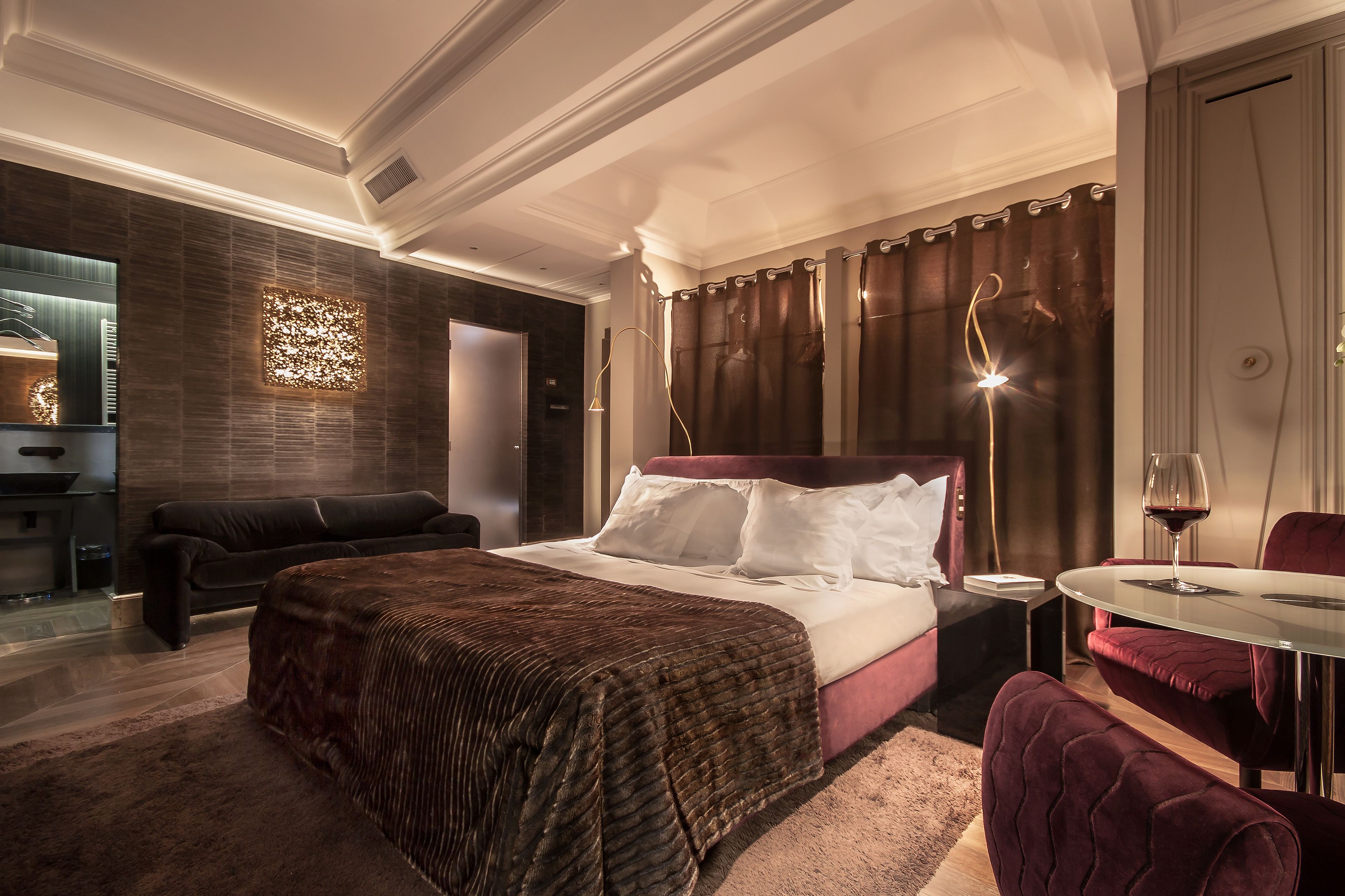 Premium bedding, memory foam beds, minibar, in-room safe