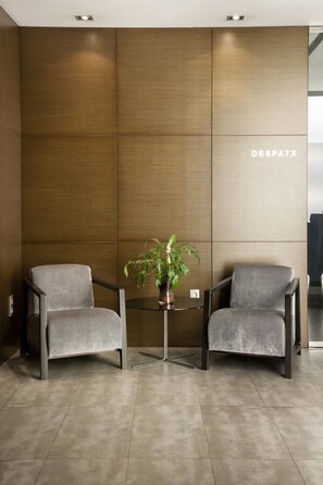 Lobby sitting area - Hotel Zenit Lleida (Lleida)