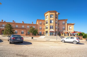 Exterior - Hotel Villa de Gor (Gor)