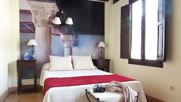 Ropa de cama de alta calidad, cubrecamas y minibar