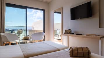 1 bedroom, in-room safe, free WiFi, bed sheets