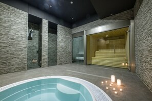 Hot stone massages, sports massages - California Garden (Salou)