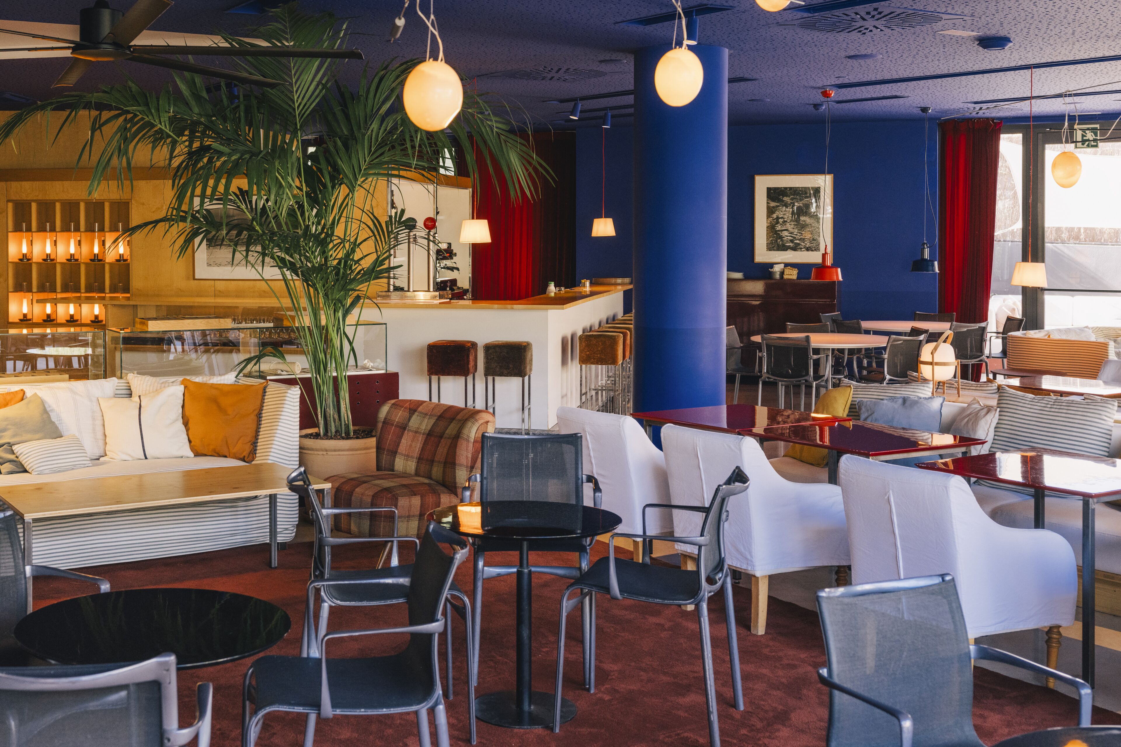 breakfast, lunch, dinner served; local cuisine, garden views