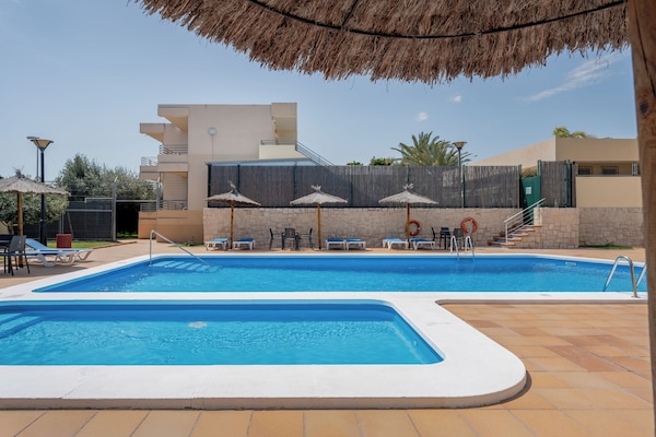 Sæsonbestemt udendørs pool