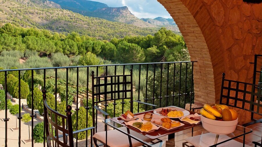 Hotel Jardines de la Santa