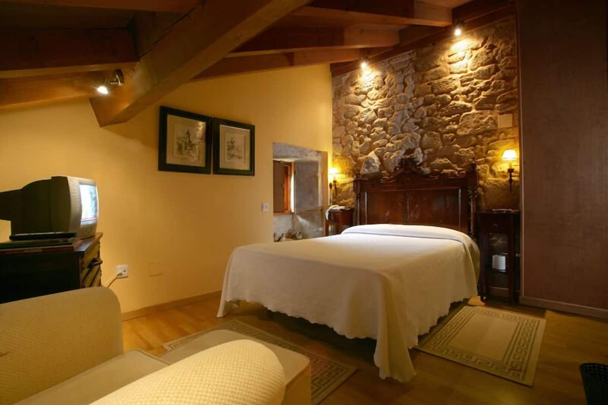 Wi-Fi gratuit, décoration personnalisée, ameublement personnalisé