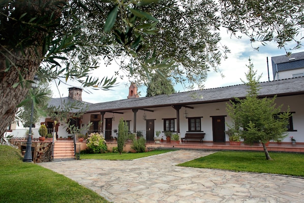 Habitación con 1 cama matrimonial o 2 individuales | Vista desde la habitación