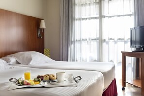 Minibar, coffres-forts dans les chambres, lits pliants/supplémentaires