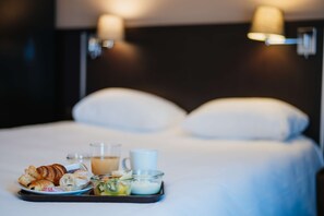 Comfort Room, 1 Double Bed, Non Smoking, Bathtub