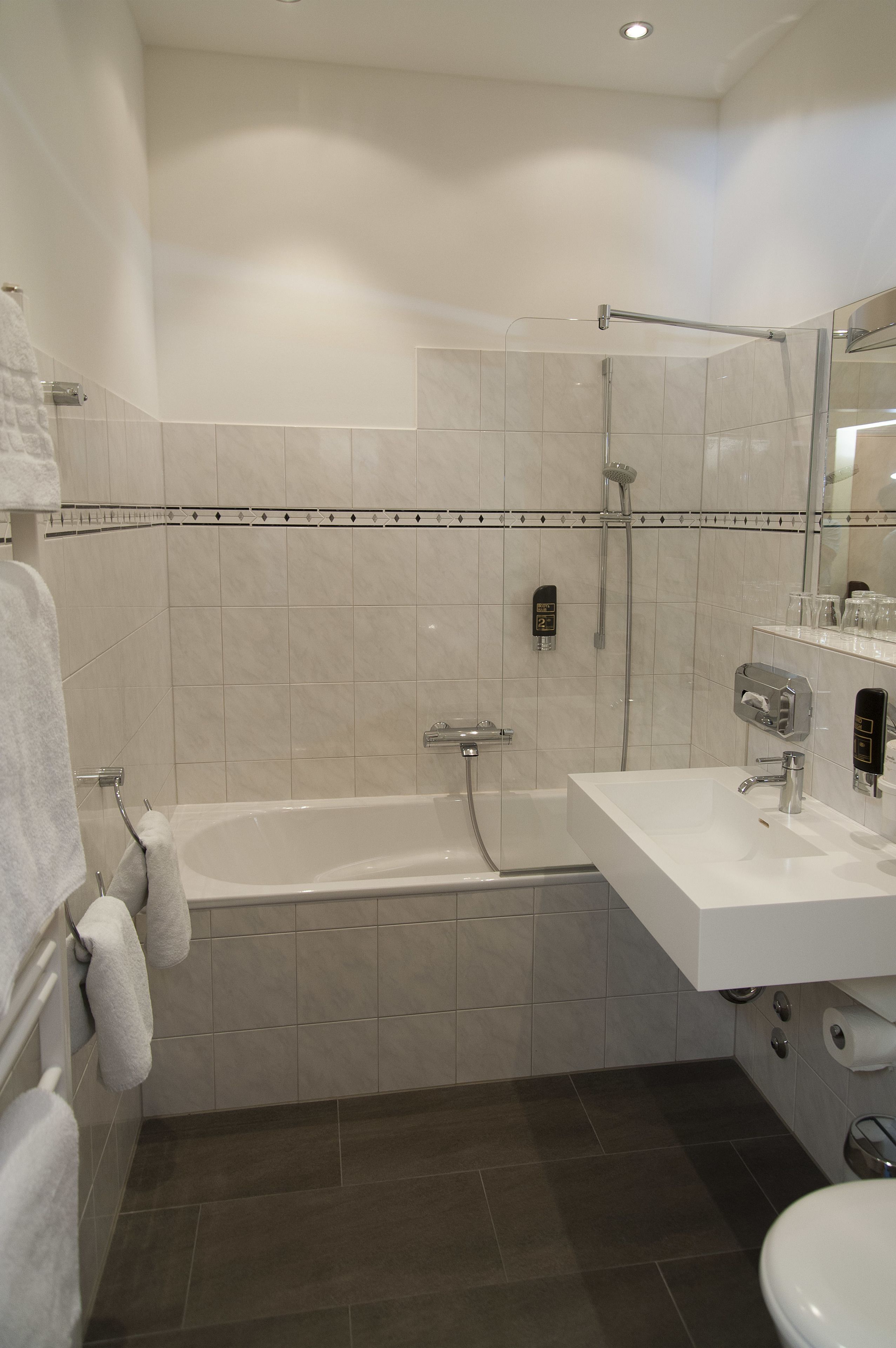 double room | bathroom | free toiletries, hair dryer, towels