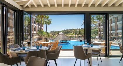 La Cala Resort
