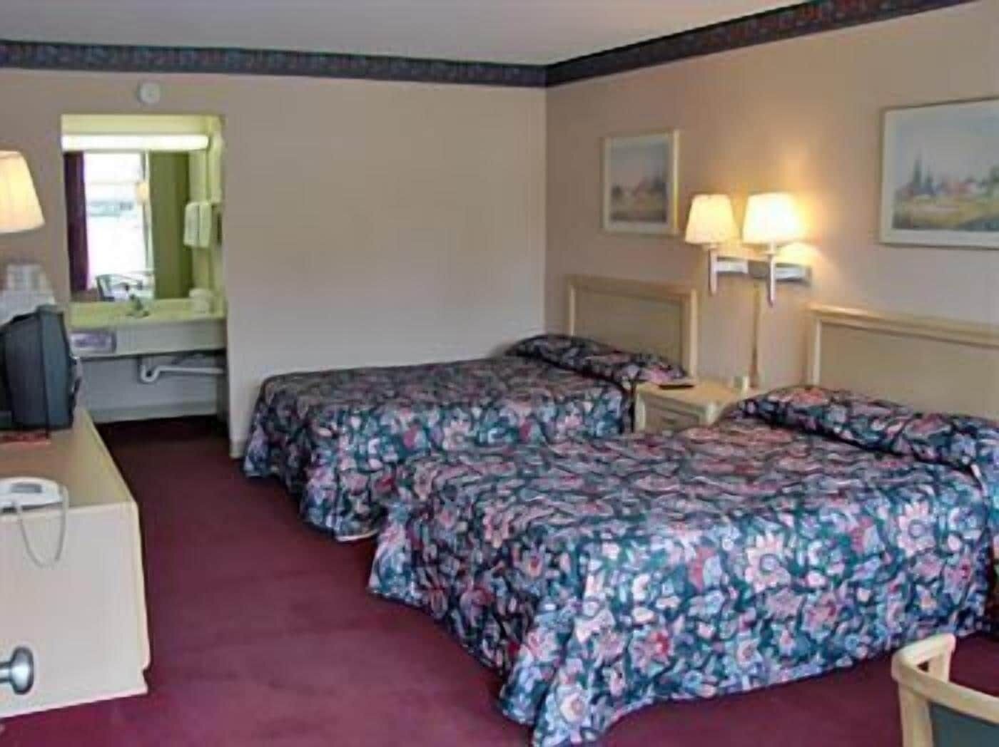 Desk, blackout drapes, iron/ironing board, free WiFi