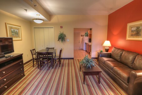 The Resort at Governor's Crossing - Image 40