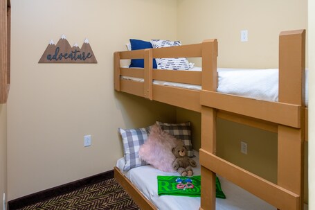 The Resort at Governor's Crossing - Image 73