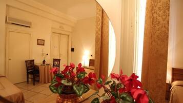 Dreibettzimmer | Wohnbereich