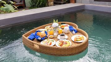 Daily buffet breakfast for a fee