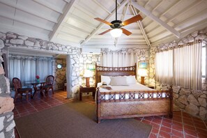 Premium bedding, pillow-top beds, desk, iron/ironing board - Fernandez Bay Village (New Bight)