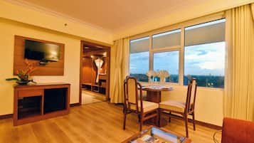 Suite, City View | City view