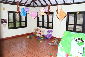 Children's play area - indoor - Poovar Island Resort (Neyyattinkara)