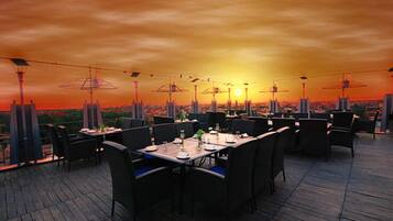 Petit déjeuner servi sur place