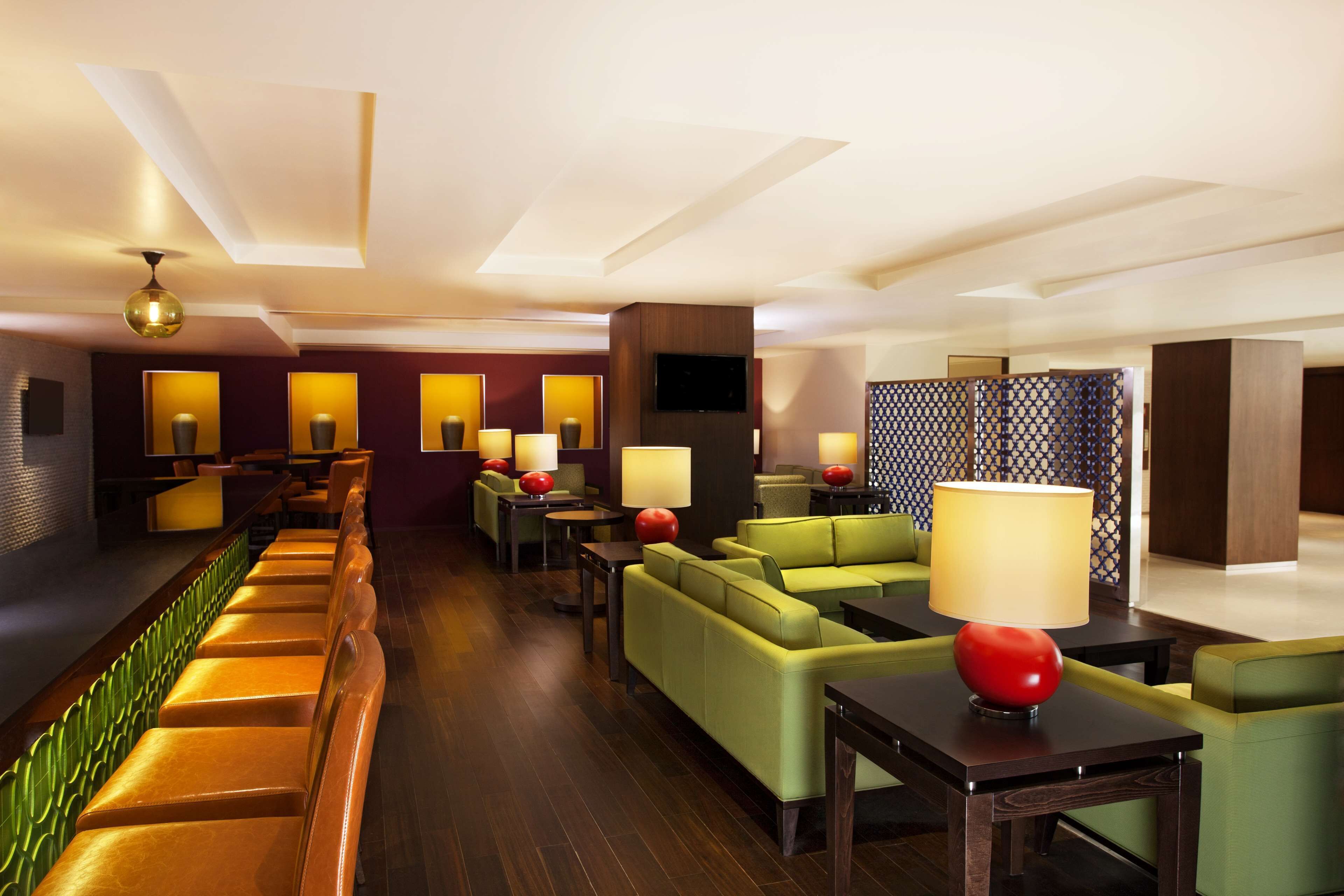 breakfast, lunch, dinner served; international cuisine