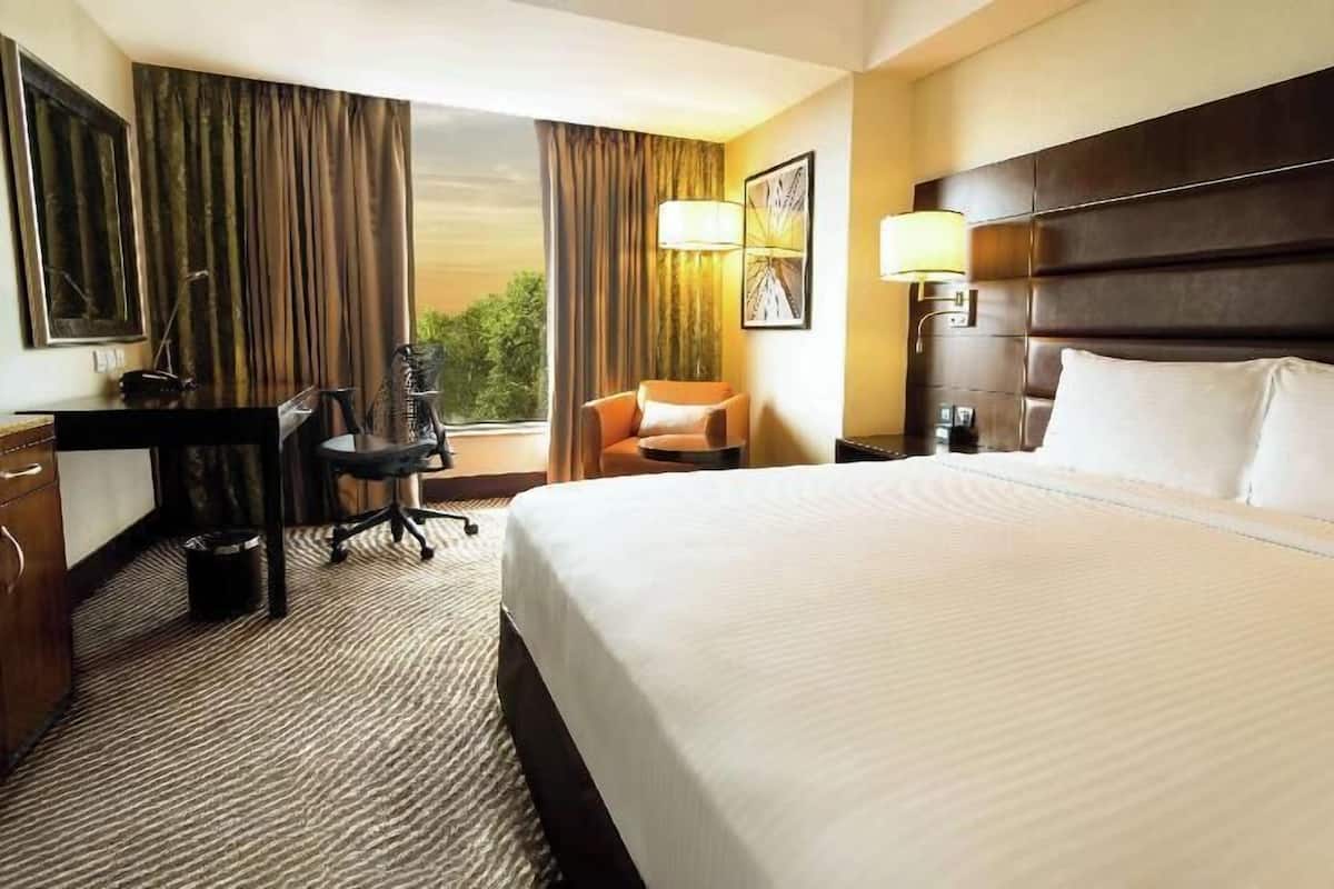 Premium bedding, memory foam beds, in-room safe, desk