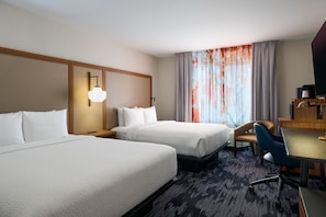 Select Comfort beds, desk, laptop workspace, blackout curtains - Fairfield Inn & Suites by Marriott Winchester (Winchester)
