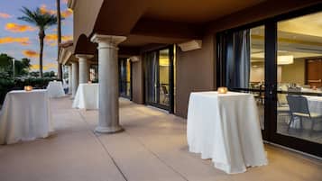 Meeting facility