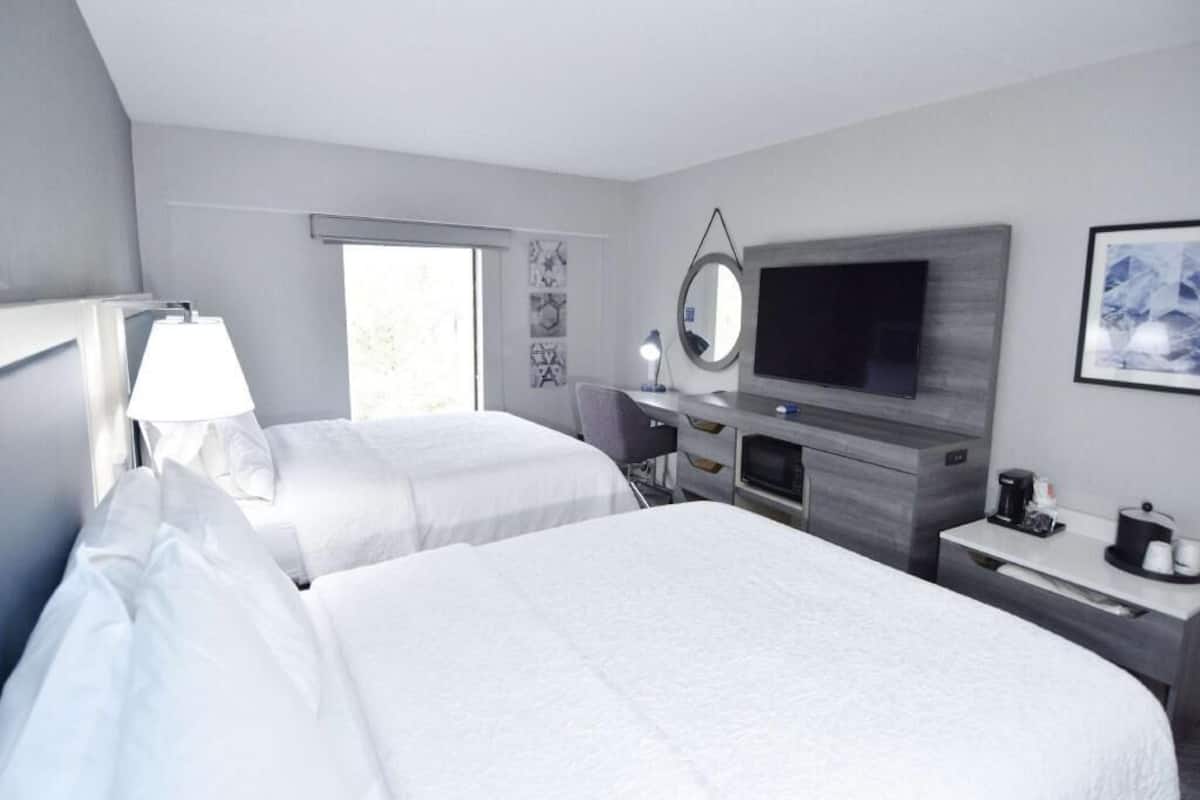 Blackout drapes, iron/ironing board, free WiFi, bed sheets