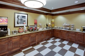 Restaurant - Hampton Inn Auburn (Auburn)