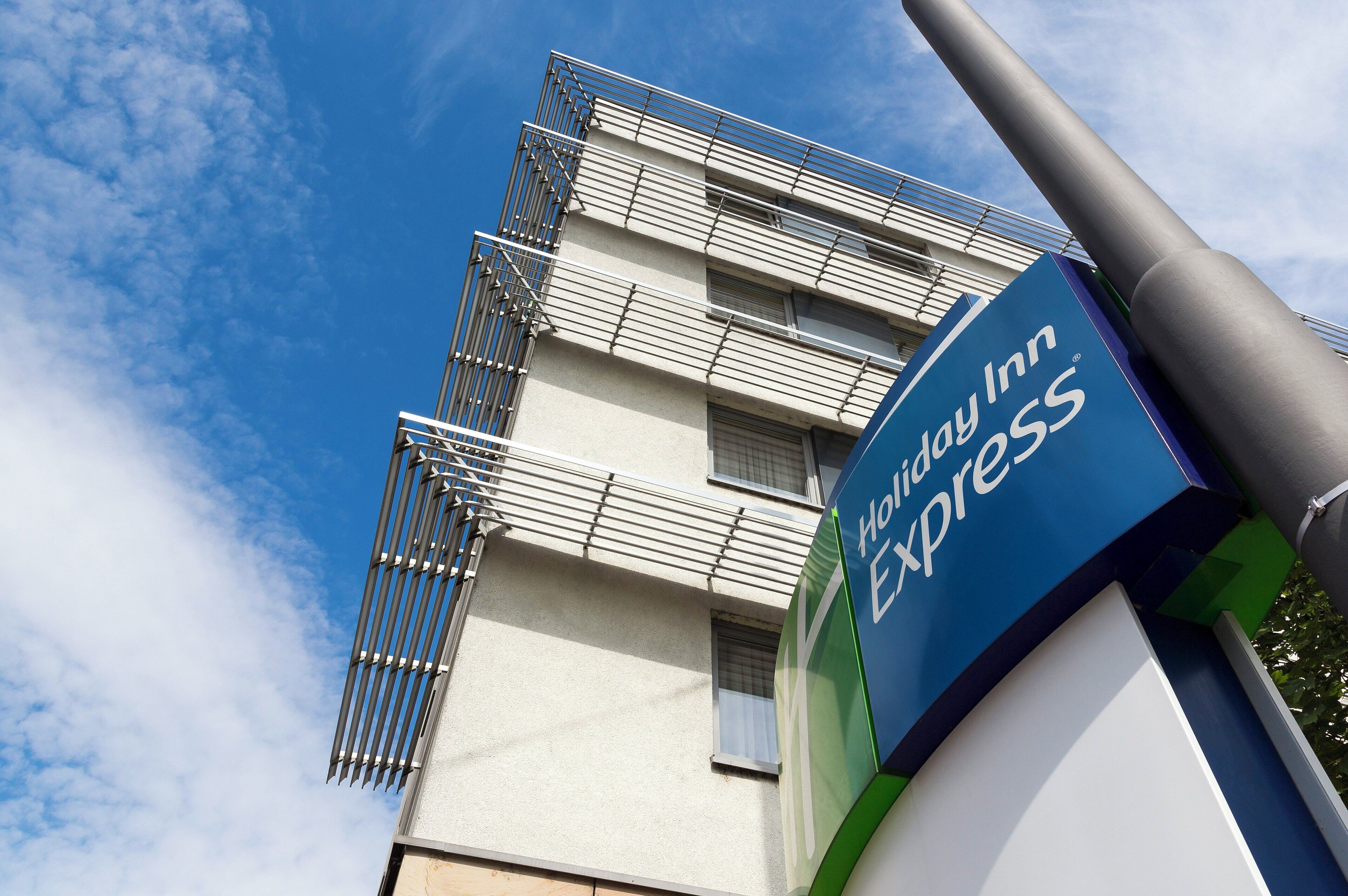 Foto - Holiday Inn Express Frankfurt Messe, an IHG Hotel